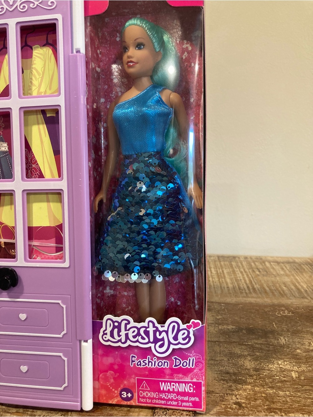 Lifestyle Fashion Doll with Purple Wardrobe Carrying Case Blue Sequin Dress New - Picture 3 of 16